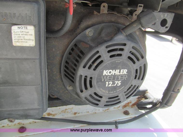 image for item I7059 2006 Ford F550 XL service truck