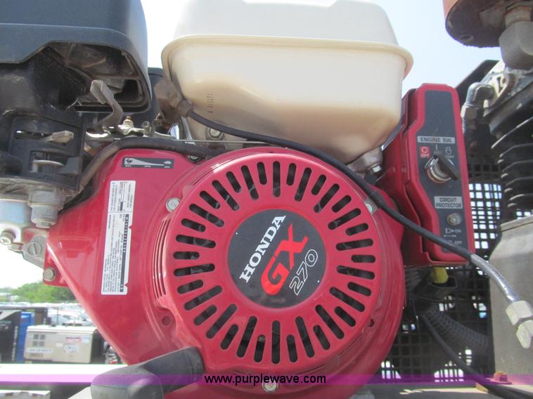 image for item I7059 2006 Ford F550 XL service truck