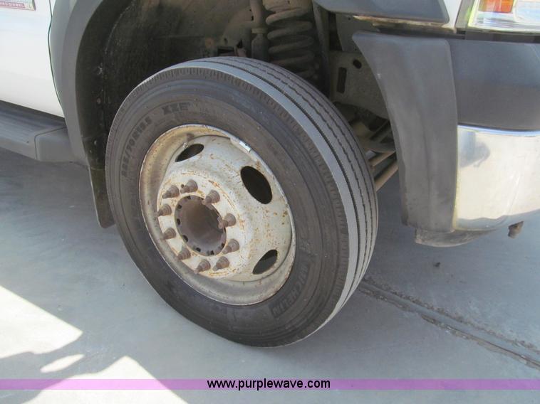 image for item I7059 2006 Ford F550 XL service truck