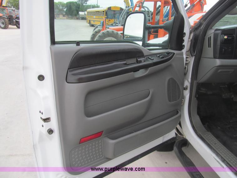 image for item I7061 2007 Ford F550 Super Duty XL service truck