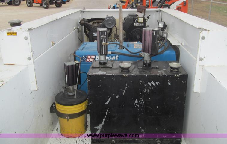 image for item I7061 2007 Ford F550 Super Duty XL service truck