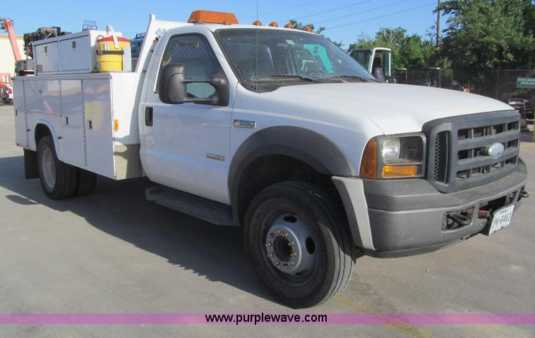 image for item I7063 2007 Ford F550 Super Duty XL service truck