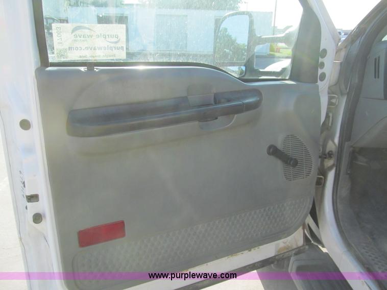 image for item I7063 2007 Ford F550 Super Duty XL service truck