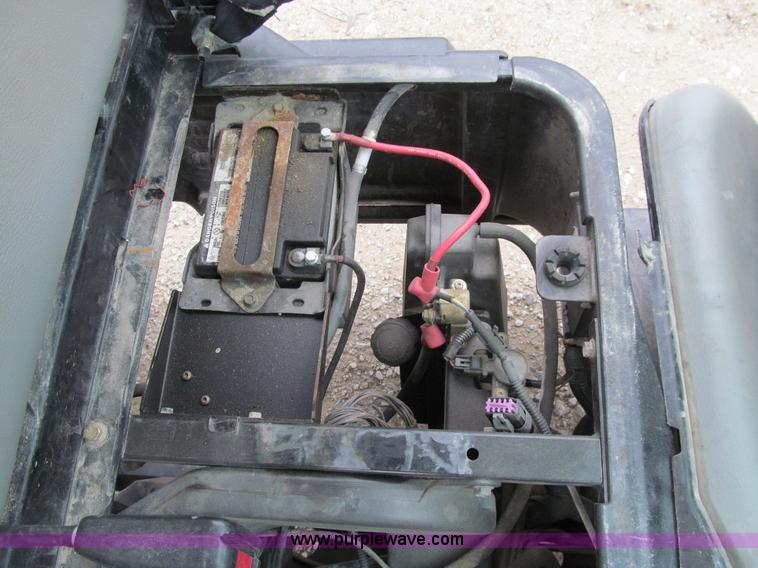 image for item J3480 2011 Bobcat 3400 utility vehicle