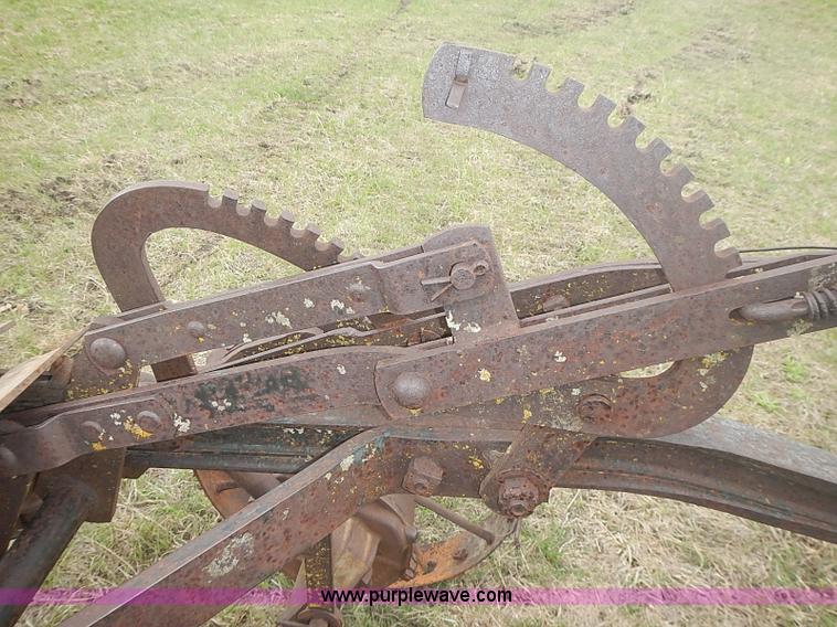 image for item AC9120 John Deere 214 two bottom plow