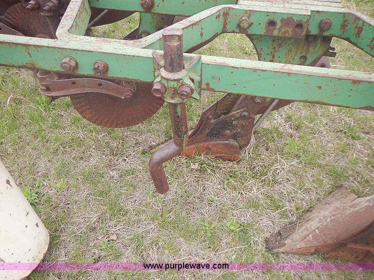image for item AC9121 John Deere 414 four bottom plow