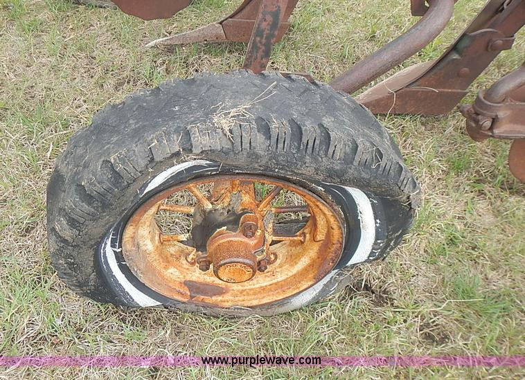 image for item AC9122 B&H 55A three bottom plow