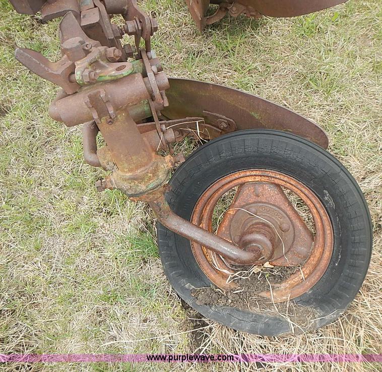 image for item AC9122 B&H 55A three bottom plow