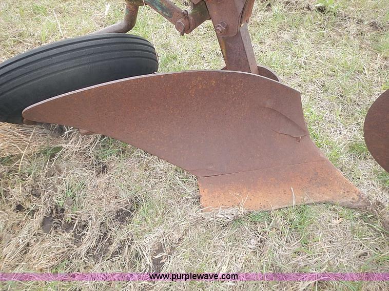 image for item AC9122 B&H 55A three bottom plow