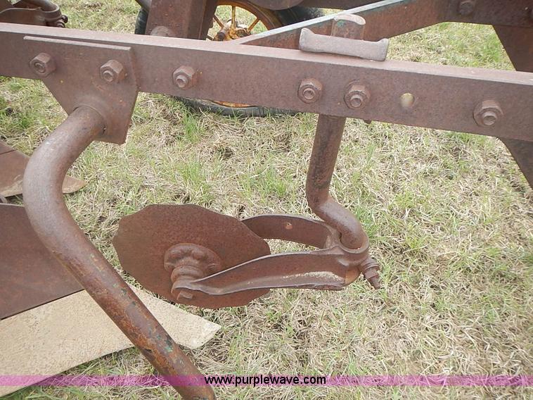 image for item AC9122 B&H 55A three bottom plow