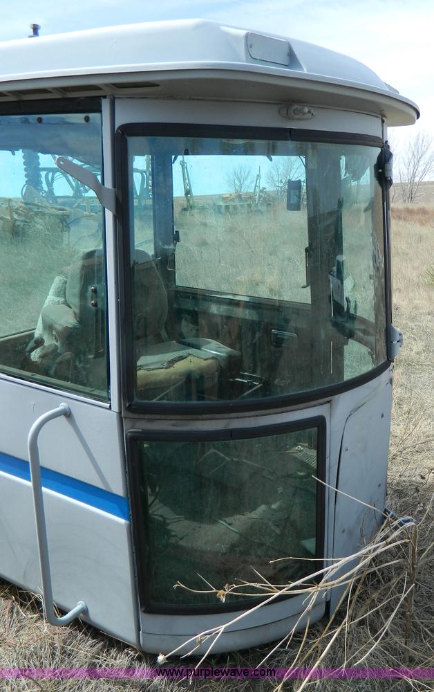 image for item AD9846 John Deere tractor cab