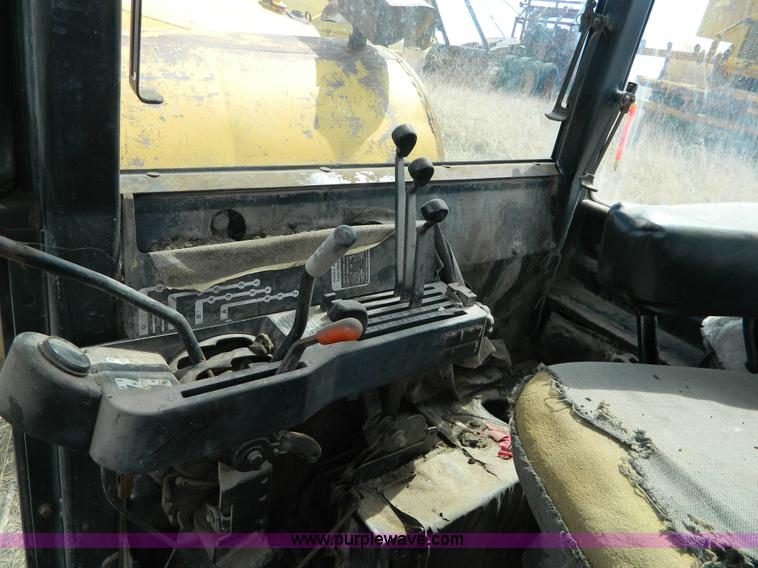 image for item AD9846 John Deere tractor cab