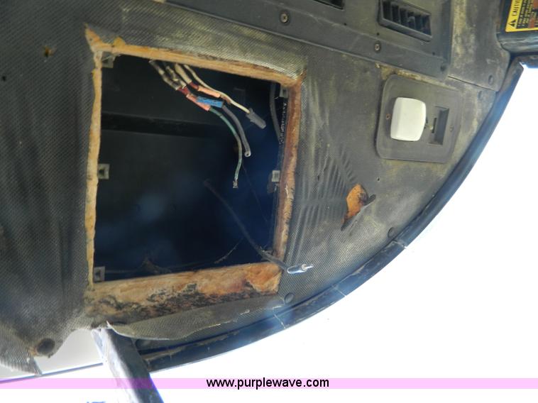 image for item AD9846 John Deere tractor cab