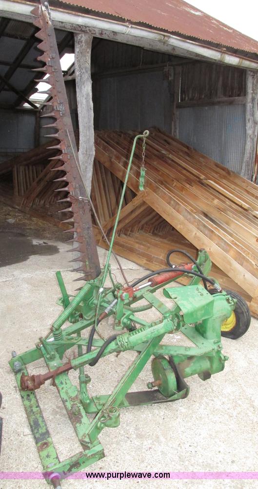 image for item AE9322 John Deere 8 sickle bar mower