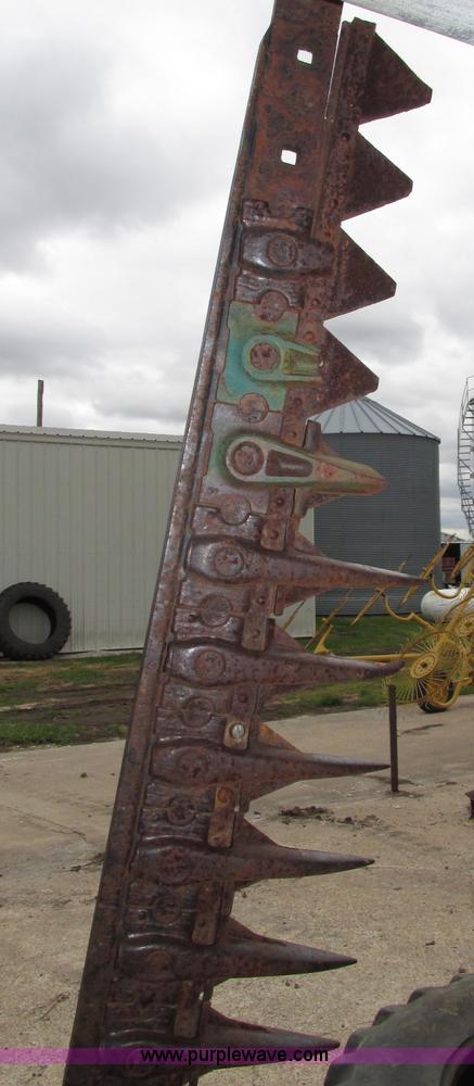 image for item AE9322 John Deere 8 sickle bar mower