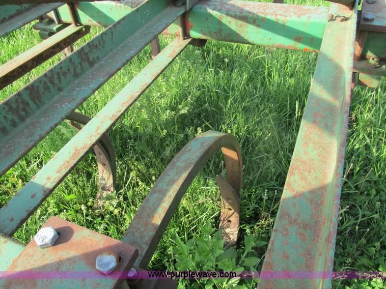 image for item AN9061 Mohawk 307 seven bottom chisel plow