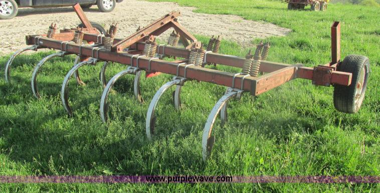 image for item AN9062 International 11 bottom chisel plow
