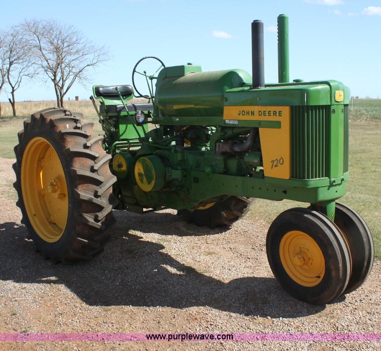 image for item AN9902 John Deere 720 tractor