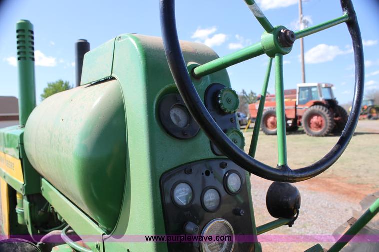 image for item AN9902 John Deere 720 tractor