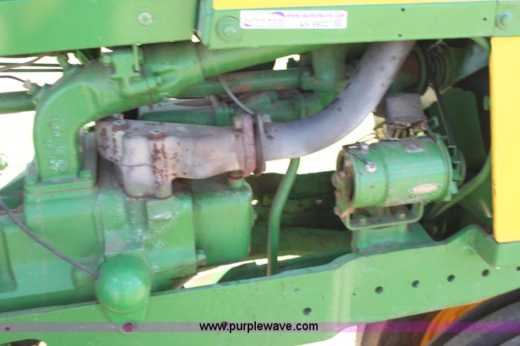 image for item AN9902 John Deere 720 tractor
