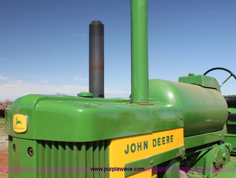 image for item AN9902 John Deere 720 tractor