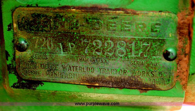 image for item AN9902 John Deere 720 tractor