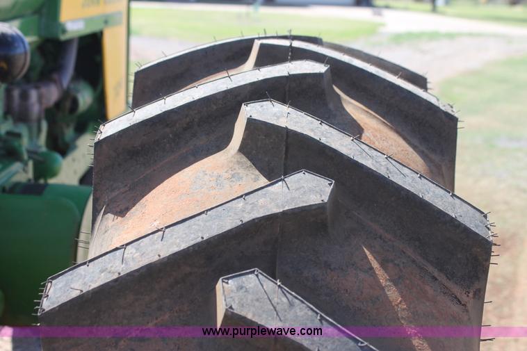 image for item AN9902 John Deere 720 tractor