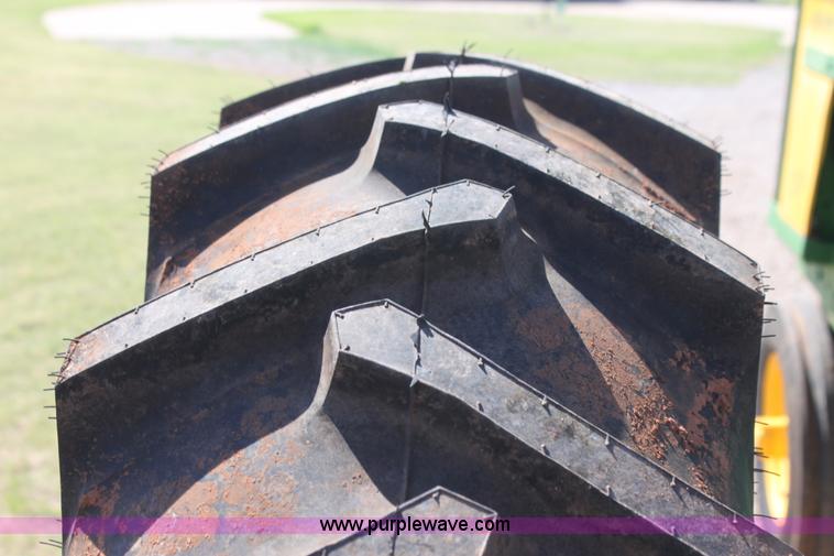 image for item AN9902 John Deere 720 tractor