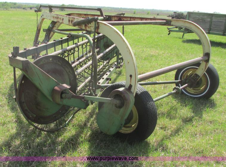 image for item AZ9701 John Deere 896A hay rake