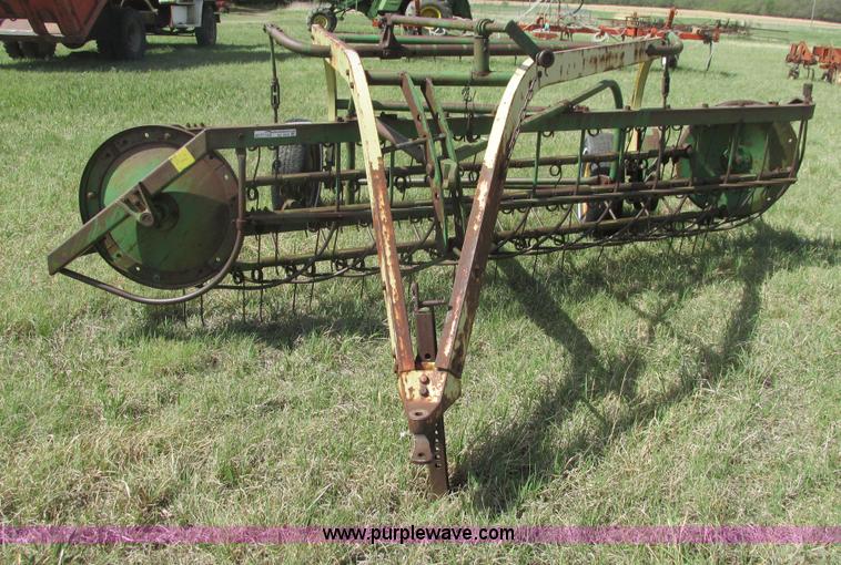 image for item AZ9701 John Deere 896A hay rake