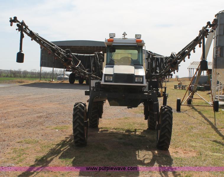 image for item C3817 SpraCoupe 3440 self-propelled sprayer