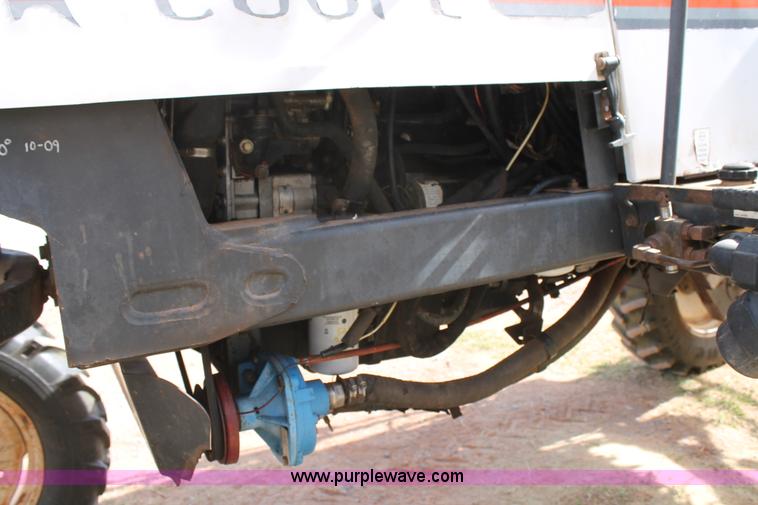 image for item C3817 SpraCoupe 3440 self-propelled sprayer