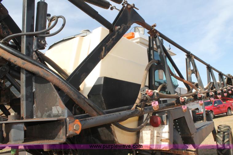 image for item C3817 SpraCoupe 3440 self-propelled sprayer