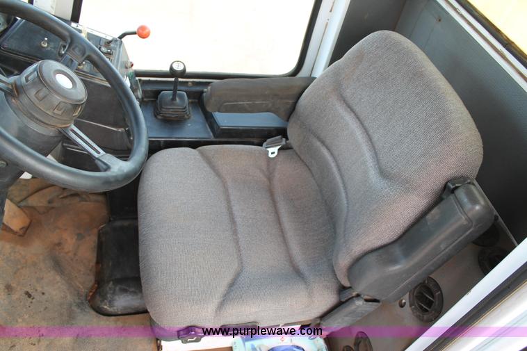 image for item C3817 SpraCoupe 3440 self-propelled sprayer