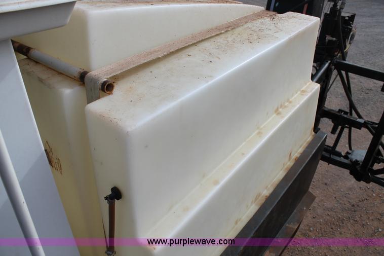 image for item C3817 SpraCoupe 3440 self-propelled sprayer