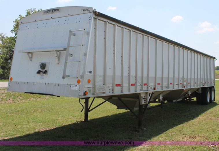 image for item C3830 1997 Corn Husker 800 grain hopper trailer