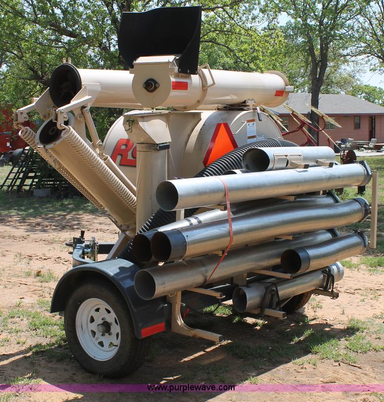 image for item C3834 Rem 2500HD grain vacuum