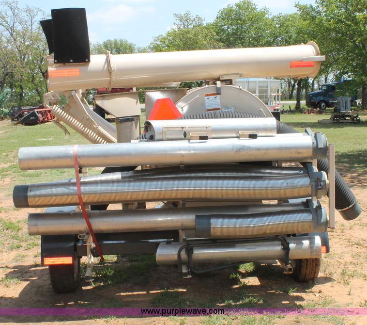 image for item C3834 Rem 2500HD grain vacuum