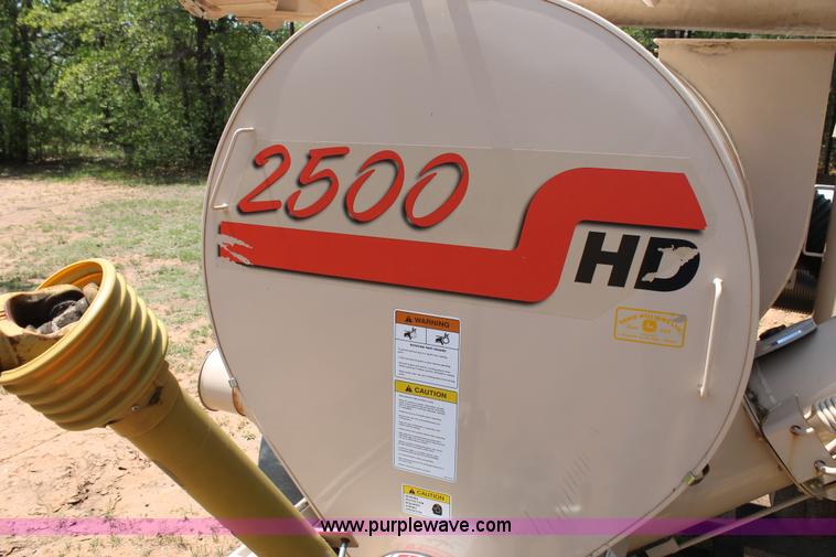 image for item C3834 Rem 2500HD grain vacuum