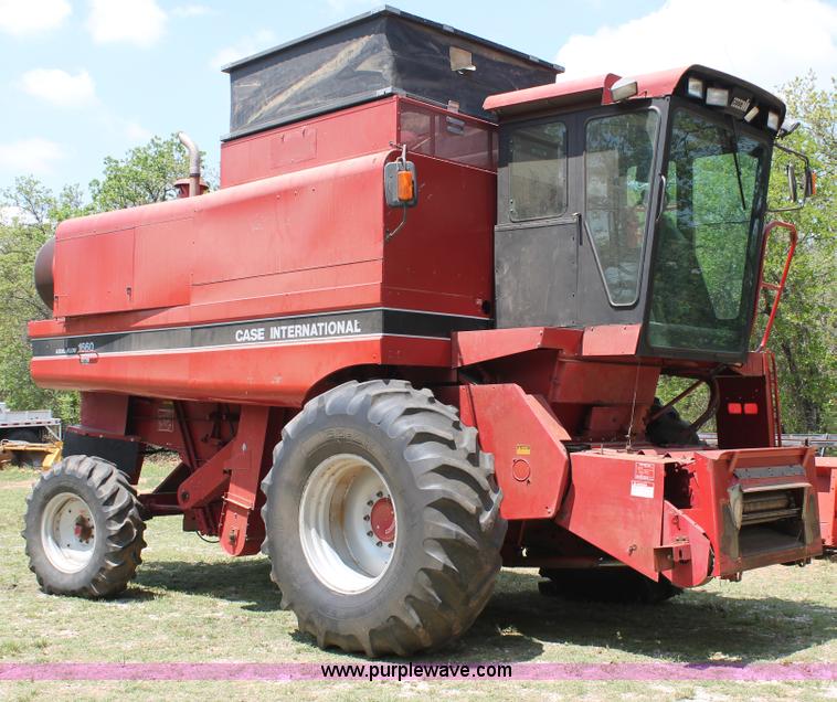 image for item C3837 1990 Case IH 1660 combine