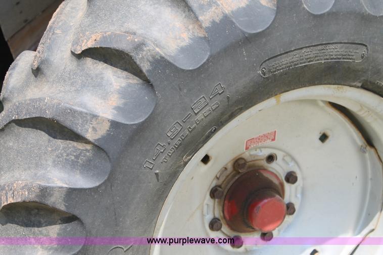 image for item C3837 1990 Case IH 1660 combine