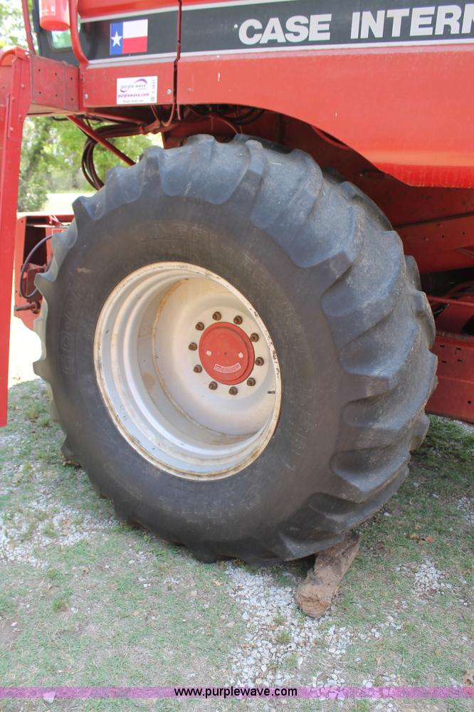 image for item C3837 1990 Case IH 1660 combine