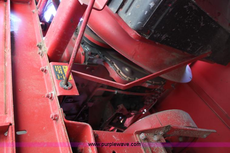 image for item C3837 1990 Case IH 1660 combine