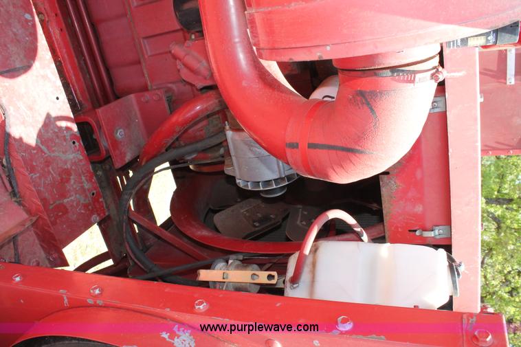 image for item C3837 1990 Case IH 1660 combine