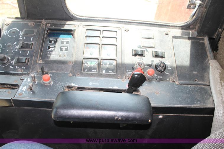 image for item C3837 1990 Case IH 1660 combine