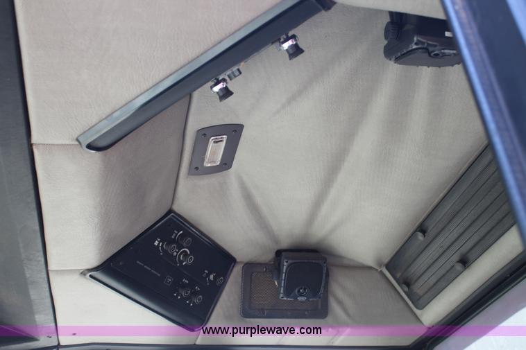 image for item C3837 1990 Case IH 1660 combine