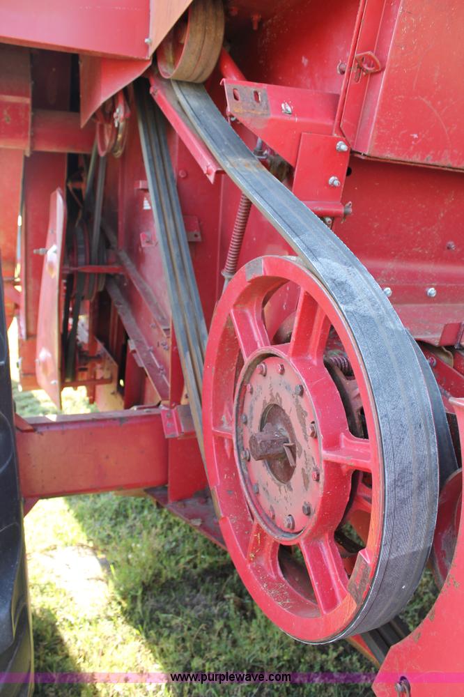 image for item C3841 1990 Case IH 1680 combine