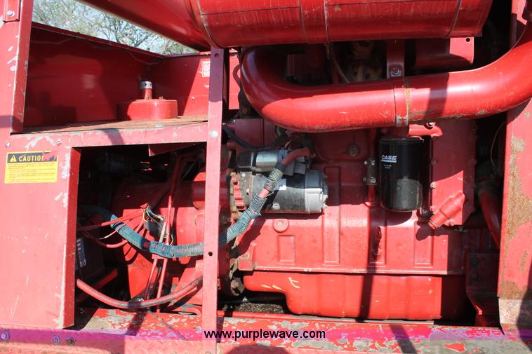 image for item C3841 1990 Case IH 1680 combine