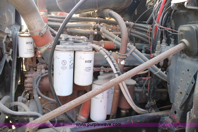 image for item C3842 1993 Mack CH613 semi truck