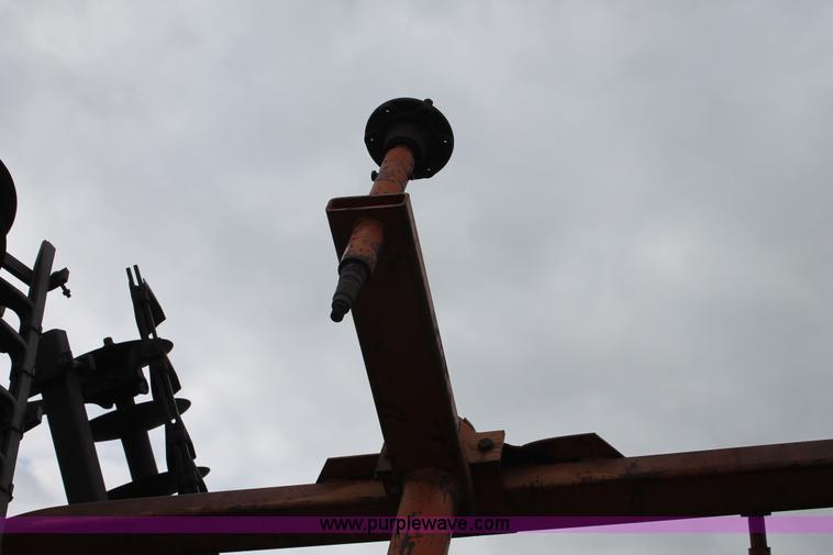 image for item C3854 Allis Chalmers HD2500 34' tandem disk